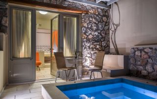 58ac2d26ba941b8d1802c0e2-large Antinea Hotel - Junior Suite With Outdoor Jacuzzi - Outdoor Jacuzzi Night View